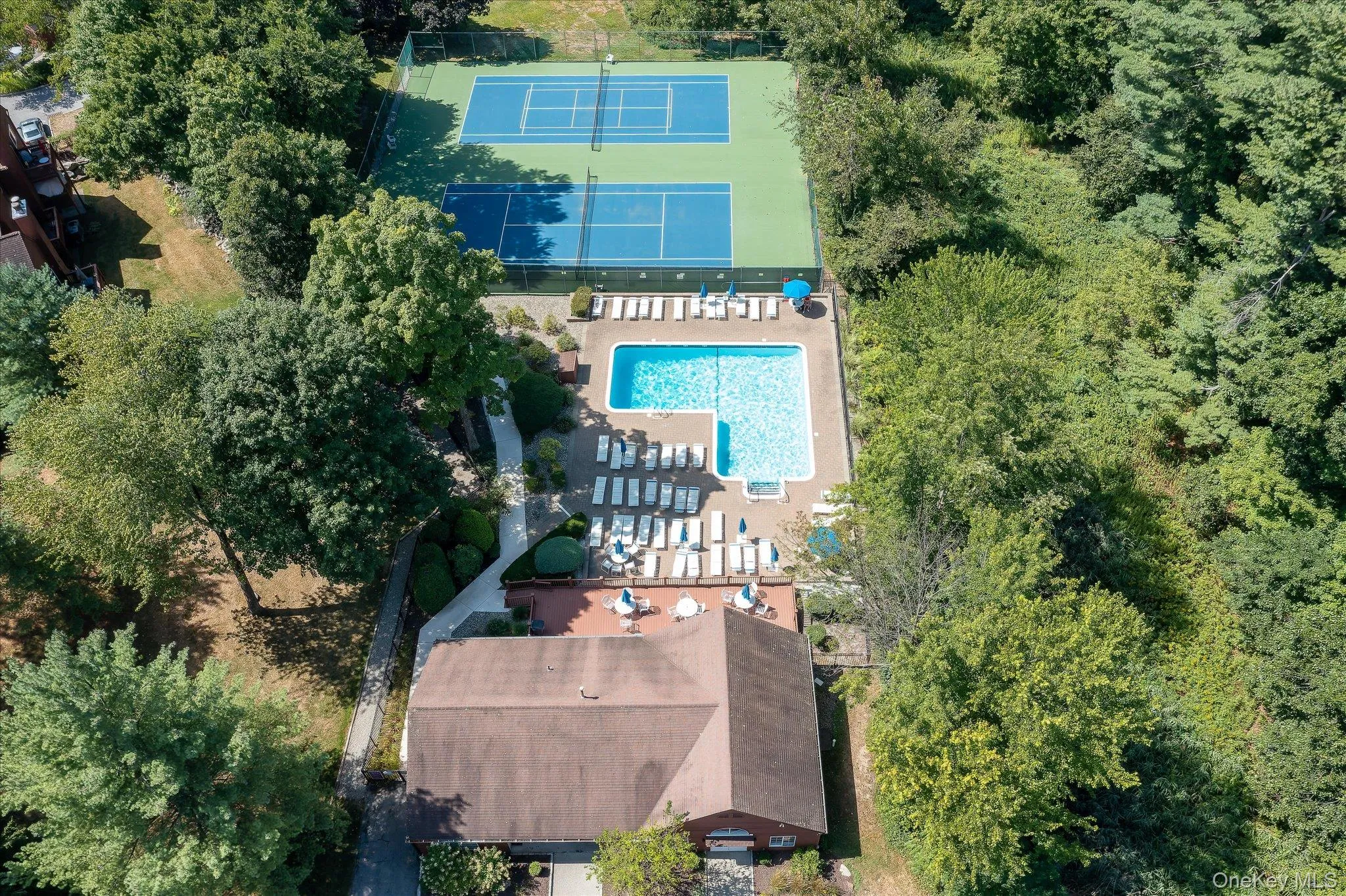 Community Amenities Community Amenities
