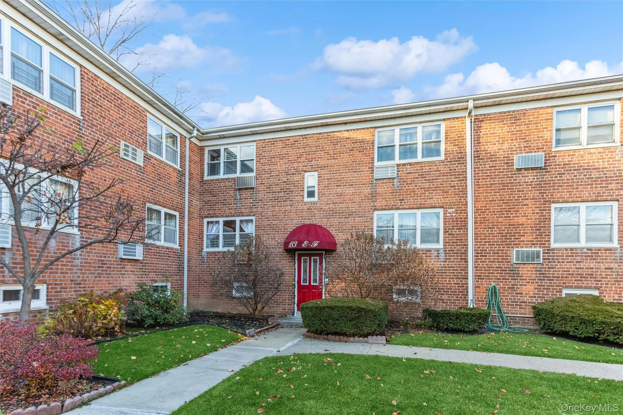 View of apartment building / complex View of apartment building / complex