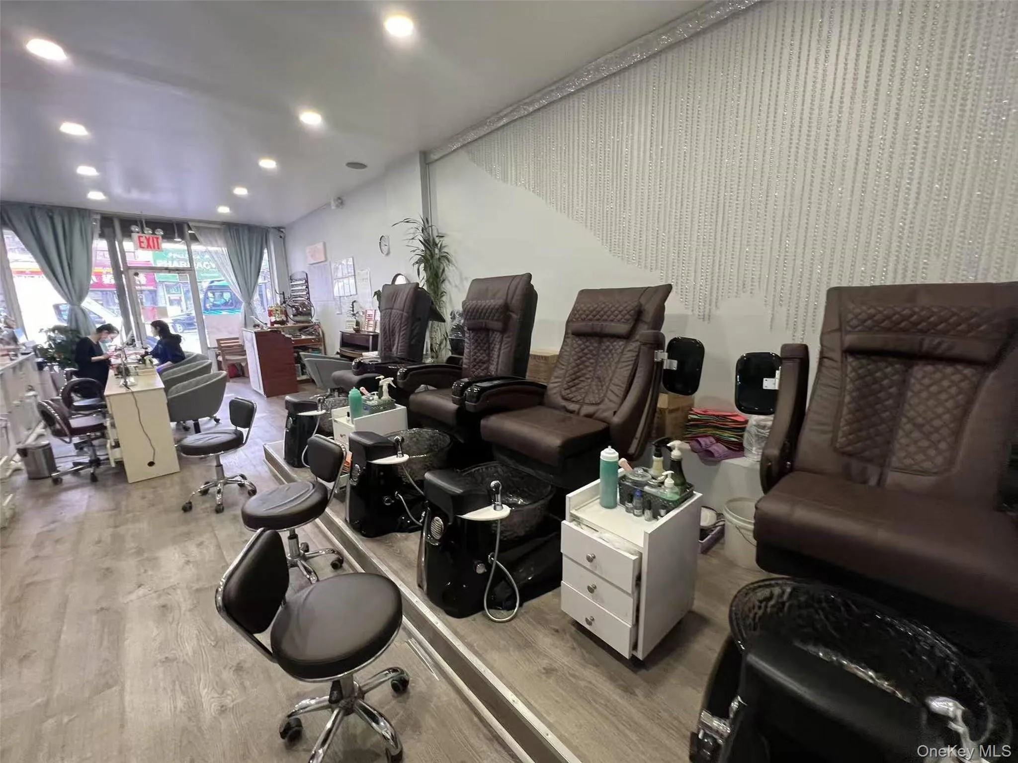 Misc room featuring recessed lighting Misc room featuring recessed lighting