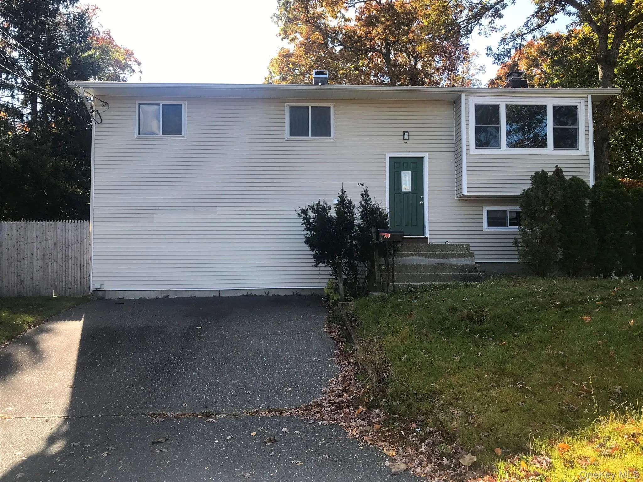 590 Montauk, Islip, NY, 3 Bedrooms Bedrooms, 6 Rooms Rooms,1 BathroomBathrooms,Residential Lease,Idx,Montauk,0,941644 590 Montauk, Islip, NY, 3 Bedrooms Bedrooms, 6 Rooms Rooms,1 BathroomBathrooms,Residential Lease,Idx,Montauk,0,941644