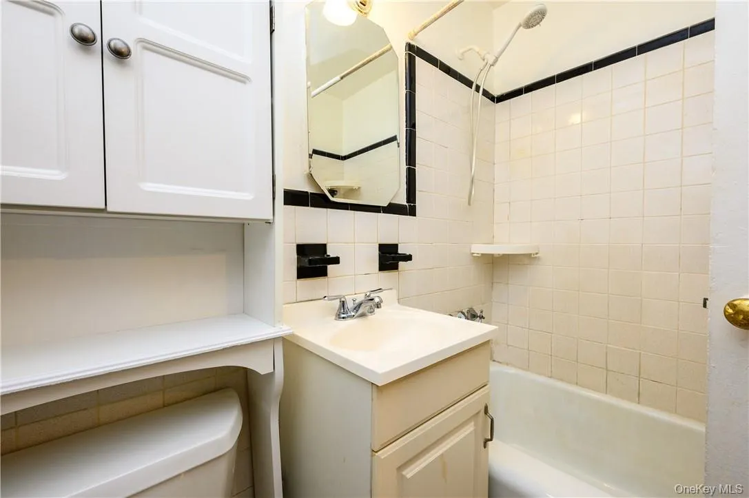 3 Sadore Lane, Yonkers, NY, 2 Rooms Rooms,1 BathroomBathrooms,Residential Lease,Idx,Sadore,0,941647 3 Sadore Lane, Yonkers, NY, 2 Rooms Rooms,1 BathroomBathrooms,Residential Lease,Idx,Sadore,0,941647