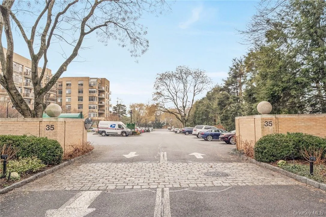 Carlton House - convenient and private Carlton House - convenient and private