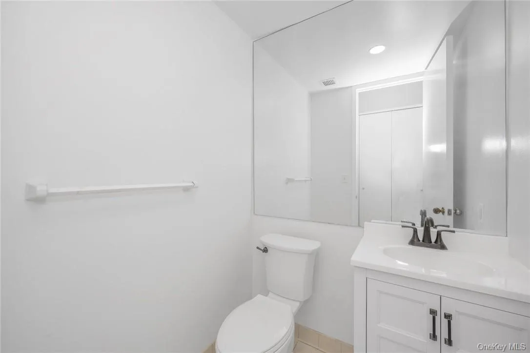 Powder room for guests Powder room for guests