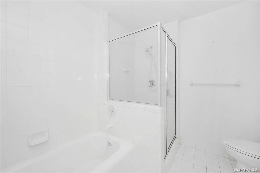 Roomy primary bathroom Roomy primary bathroom