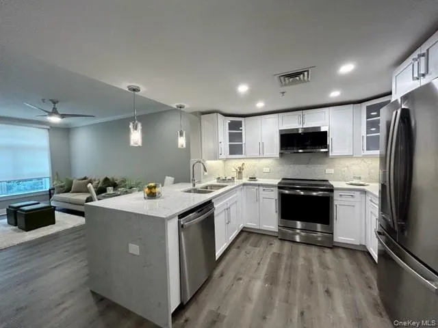 100 Glen Street, Glen Cove, NY, 1 Bedroom Bedrooms, 5 Rooms Rooms,1 BathroomBathrooms,Residential Lease,Idx,Glen,0,941660 100 Glen Street, Glen Cove, NY, 1 Bedroom Bedrooms, 5 Rooms Rooms,1 BathroomBathrooms,Residential Lease,Idx,Glen,0,941660