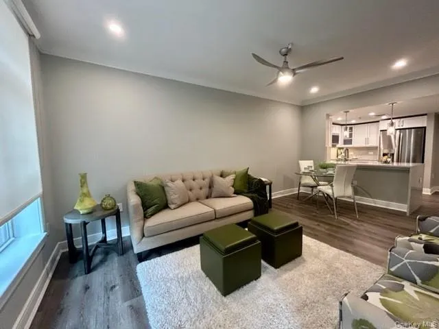 100 Glen Street, Glen Cove, NY, 1 Bedroom Bedrooms, 5 Rooms Rooms,1 BathroomBathrooms,Residential Lease,Idx,Glen,0,941660 100 Glen Street, Glen Cove, NY, 1 Bedroom Bedrooms, 5 Rooms Rooms,1 BathroomBathrooms,Residential Lease,Idx,Glen,0,941660