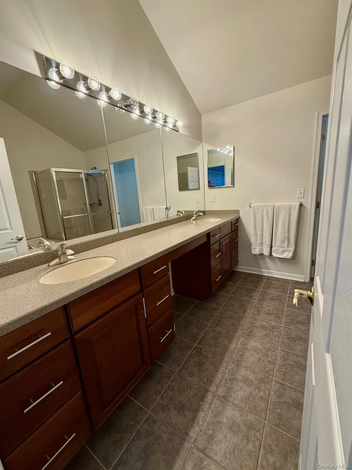 955 Huntington Drive, Fishkill, NY, 3 Bedrooms Bedrooms, 8 Rooms Rooms,2 BathroomsBathrooms,Residential Lease,Idx,Huntington,0,941711 955 Huntington Drive, Fishkill, NY, 3 Bedrooms Bedrooms, 8 Rooms Rooms,2 BathroomsBathrooms,Residential Lease,Idx,Huntington,0,941711