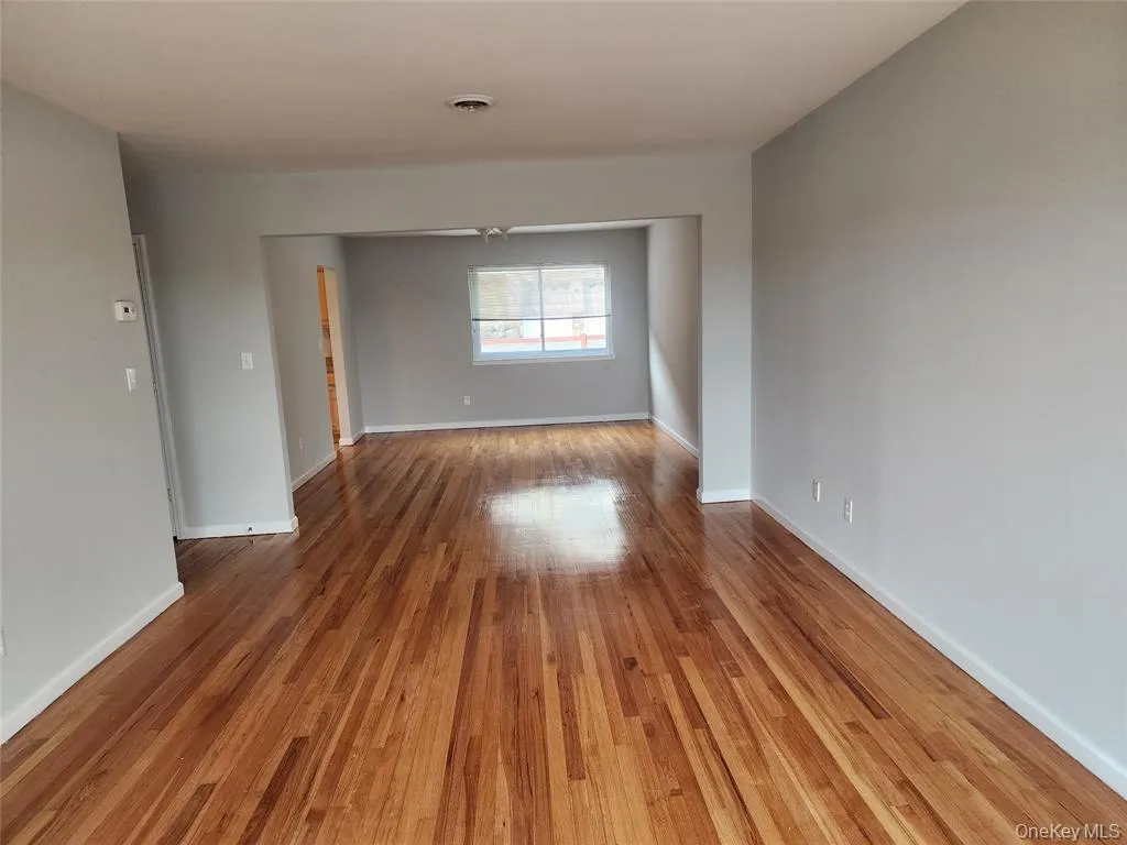 Open flow dining room to living room Open flow dining room to living room