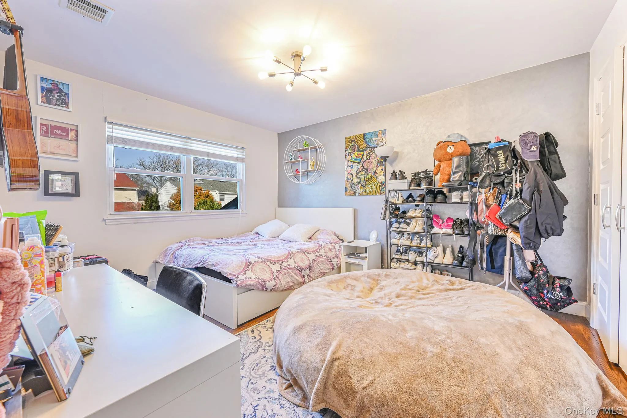 Bedroom with a chandelier Bedroom with a chandelier