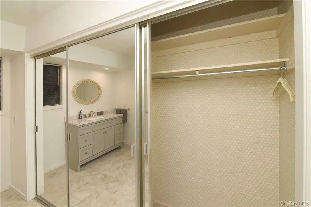 188 Heritage Hills, Somers, NY, 2 Bedrooms Bedrooms, 5 Rooms Rooms,2 BathroomsBathrooms,Residential Lease,Idx,Heritage,0,941802 188 Heritage Hills, Somers, NY, 2 Bedrooms Bedrooms, 5 Rooms Rooms,2 BathroomsBathrooms,Residential Lease,Idx,Heritage,0,941802