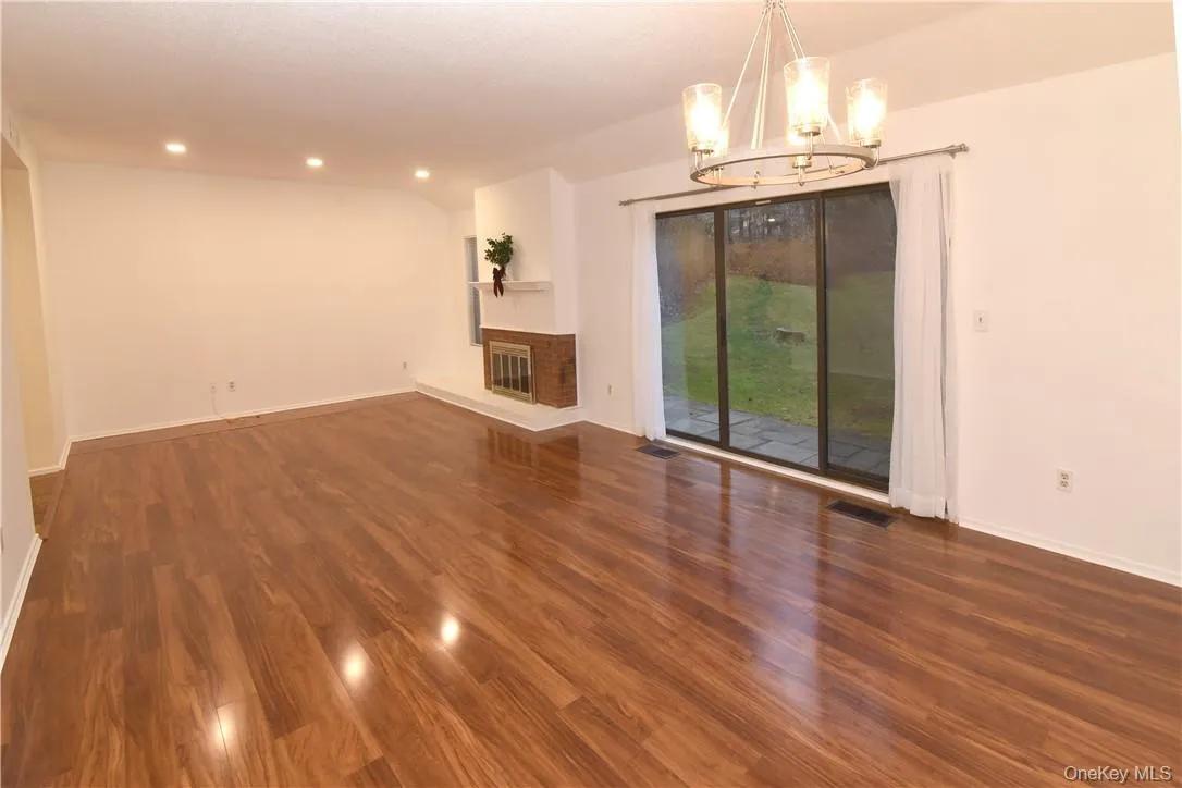 188 Heritage Hills, Somers, NY, 2 Bedrooms Bedrooms, 5 Rooms Rooms,2 BathroomsBathrooms,Residential Lease,Idx,Heritage,0,941802 188 Heritage Hills, Somers, NY, 2 Bedrooms Bedrooms, 5 Rooms Rooms,2 BathroomsBathrooms,Residential Lease,Idx,Heritage,0,941802