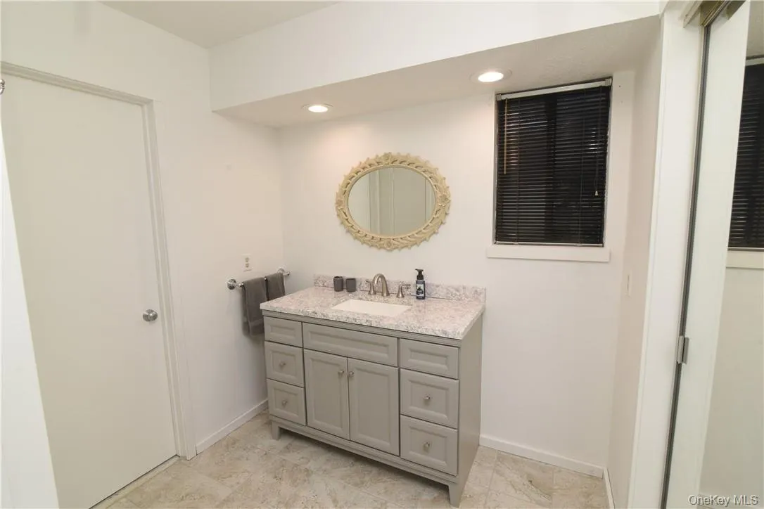 188 Heritage Hills, Somers, NY, 2 Bedrooms Bedrooms, 5 Rooms Rooms,2 BathroomsBathrooms,Residential Lease,Idx,Heritage,0,941802 188 Heritage Hills, Somers, NY, 2 Bedrooms Bedrooms, 5 Rooms Rooms,2 BathroomsBathrooms,Residential Lease,Idx,Heritage,0,941802