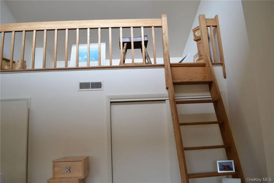 loft in bedroom #2 loft in bedroom #2