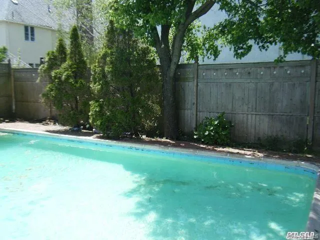 85 Jefferson Boulevard, Hempstead, NY, 5 Bedrooms Bedrooms, 8 Rooms Rooms,3 BathroomsBathrooms,Residential Lease,Idx,Jefferson,0,941900 85 Jefferson Boulevard, Hempstead, NY, 5 Bedrooms Bedrooms, 8 Rooms Rooms,3 BathroomsBathrooms,Residential Lease,Idx,Jefferson,0,941900