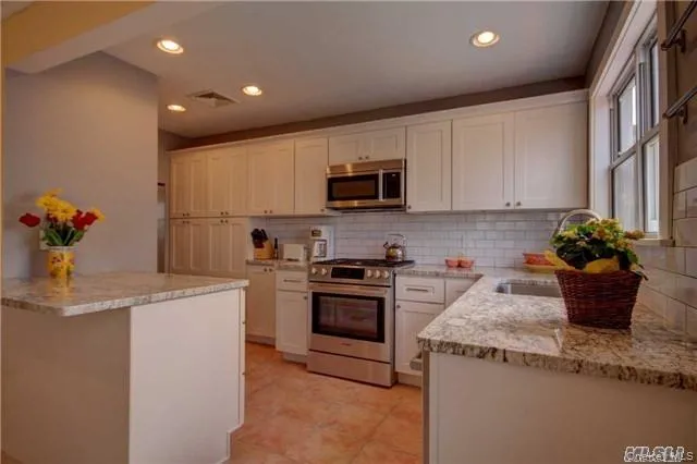 85 Jefferson Boulevard, Hempstead, NY, 5 Bedrooms Bedrooms, 8 Rooms Rooms,3 BathroomsBathrooms,Residential Lease,Idx,Jefferson,0,941900 85 Jefferson Boulevard, Hempstead, NY, 5 Bedrooms Bedrooms, 8 Rooms Rooms,3 BathroomsBathrooms,Residential Lease,Idx,Jefferson,0,941900