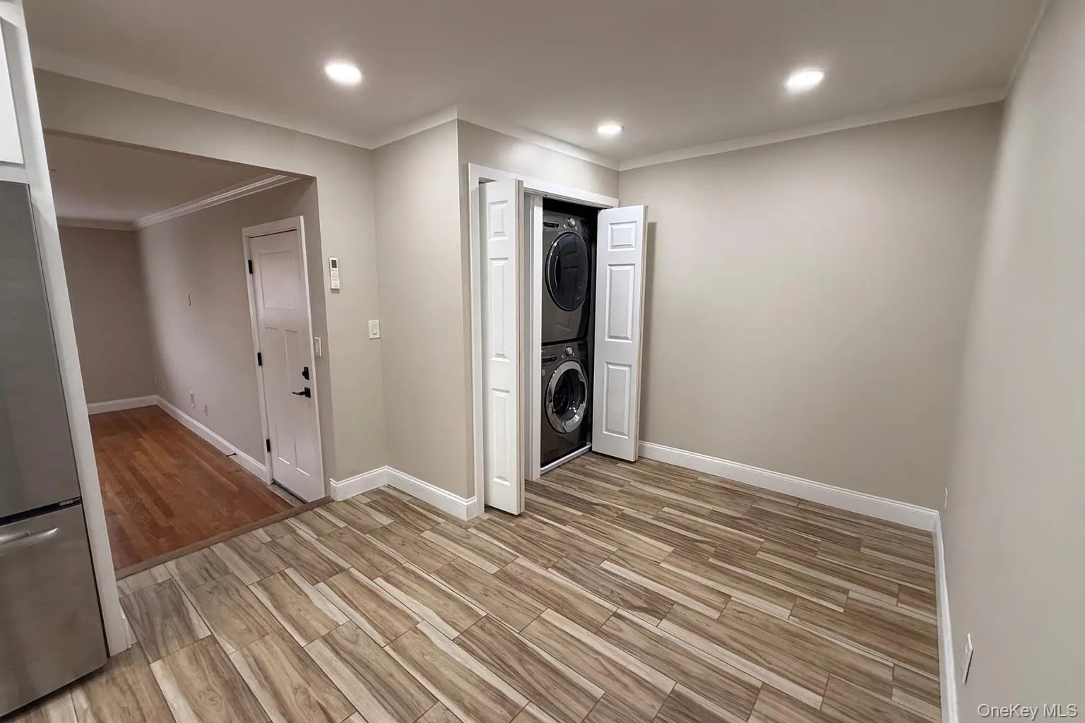 195 Meagher Avenue, New York, NY, 2 Bedrooms Bedrooms, 4 Rooms Rooms,1 BathroomBathrooms,Residential Lease,Idx,Meagher,0,941962 195 Meagher Avenue, New York, NY, 2 Bedrooms Bedrooms, 4 Rooms Rooms,1 BathroomBathrooms,Residential Lease,Idx,Meagher,0,941962