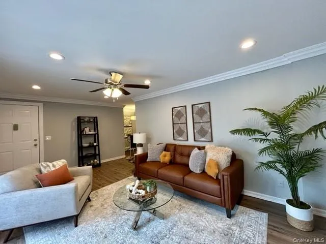 45 Golden Avenue, Babylon, NY, 1 Bedroom Bedrooms, 4 Rooms Rooms,1 BathroomBathrooms,Residential Lease,Idx,Golden,0,941992 45 Golden Avenue, Babylon, NY, 1 Bedroom Bedrooms, 4 Rooms Rooms,1 BathroomBathrooms,Residential Lease,Idx,Golden,0,941992