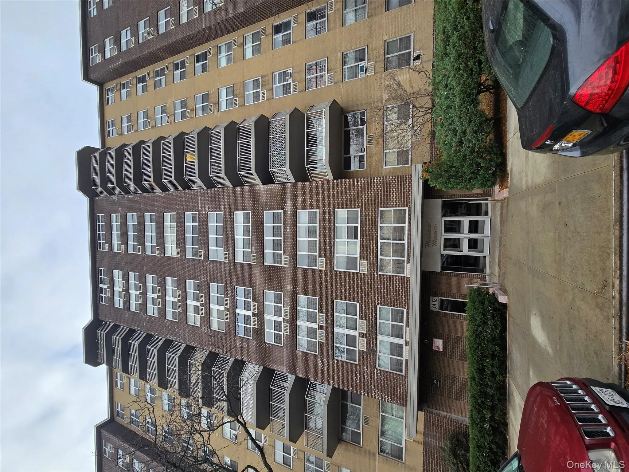 View of apartment building / complex View of apartment building / complex