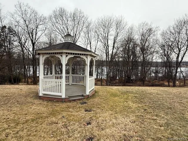 206 Waters Edge, Clarkstown, NY, 4 Bedrooms Bedrooms, 8 Rooms Rooms,3 BathroomsBathrooms,Residential Lease,Idx,Waters Edge,0,942052 206 Waters Edge, Clarkstown, NY, 4 Bedrooms Bedrooms, 8 Rooms Rooms,3 BathroomsBathrooms,Residential Lease,Idx,Waters Edge,0,942052