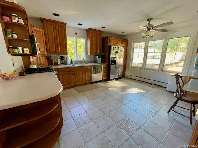 206 Waters Edge, Clarkstown, NY, 4 Bedrooms Bedrooms, 8 Rooms Rooms,3 BathroomsBathrooms,Residential Lease,Idx,Waters Edge,0,942052 206 Waters Edge, Clarkstown, NY, 4 Bedrooms Bedrooms, 8 Rooms Rooms,3 BathroomsBathrooms,Residential Lease,Idx,Waters Edge,0,942052