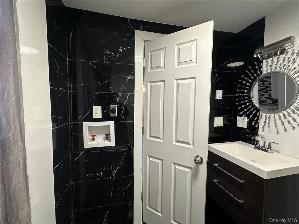 55-57 Burlingham Road, Mamakating, NY, 2 Bedrooms Bedrooms, 3 Rooms Rooms,1 BathroomBathrooms,Residential Lease,Idx,Burlingham,0,942077 55-57 Burlingham Road, Mamakating, NY, 2 Bedrooms Bedrooms, 3 Rooms Rooms,1 BathroomBathrooms,Residential Lease,Idx,Burlingham,0,942077