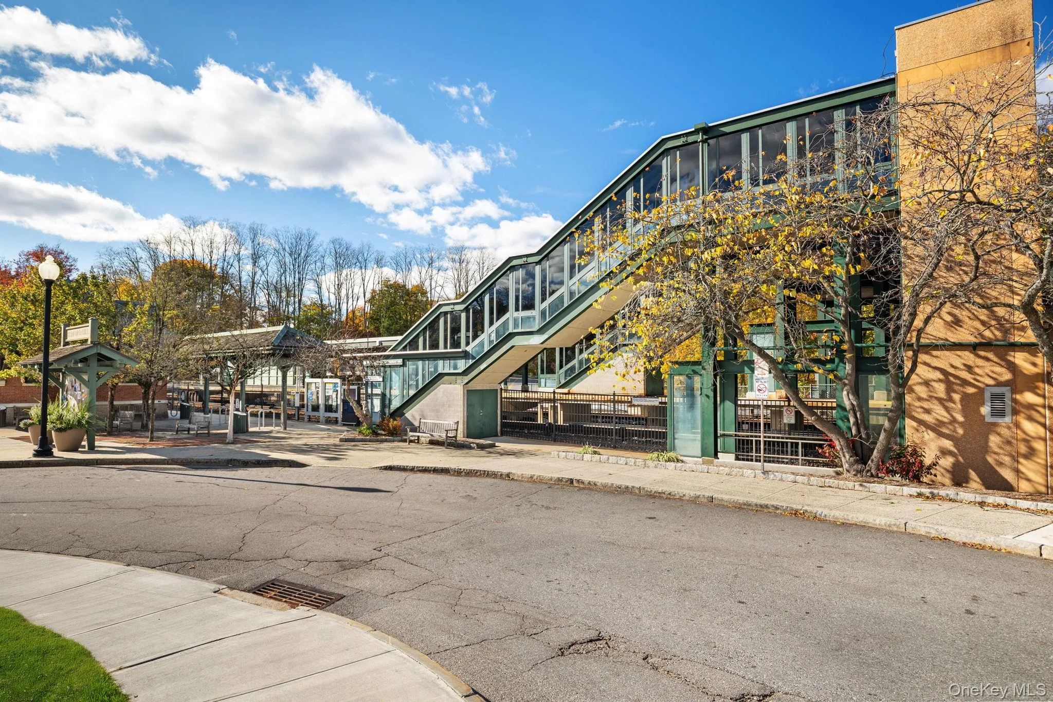 Just minutes from the Metro-North station for an easy commute and convenient access to NYC and beyond. Just minutes from the Metro-North station for an easy commute and convenient access to NYC and beyond.