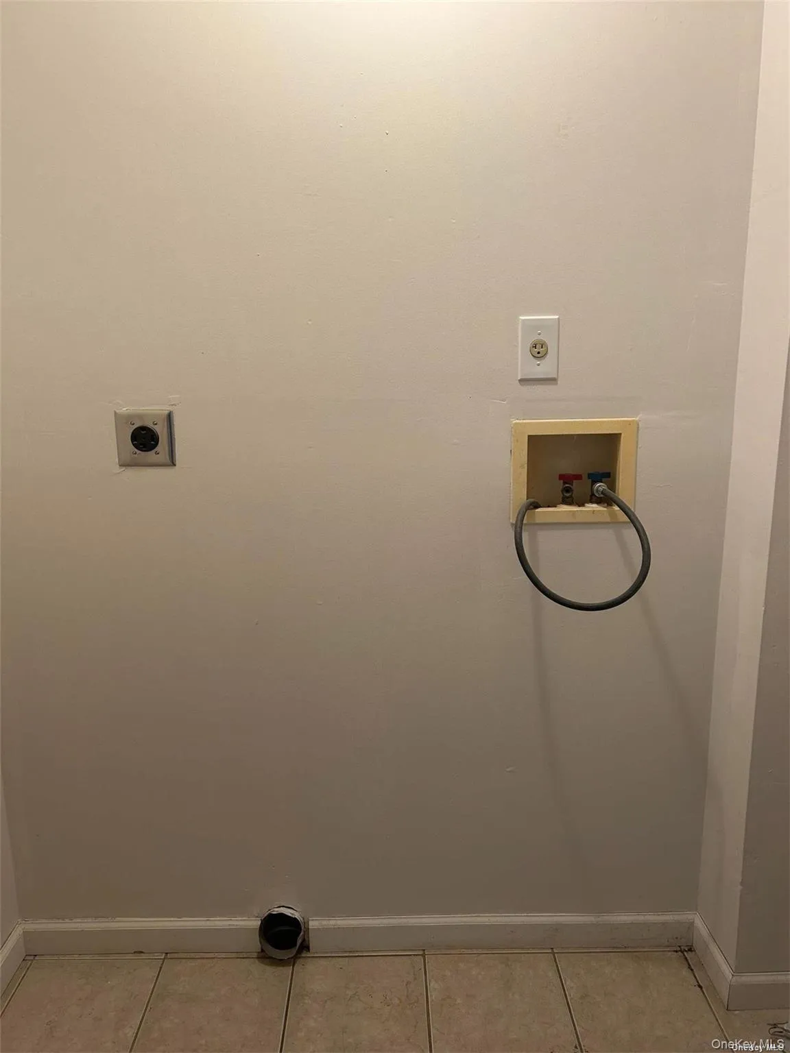 Washer and Dryer Hookup Washer and Dryer Hookup