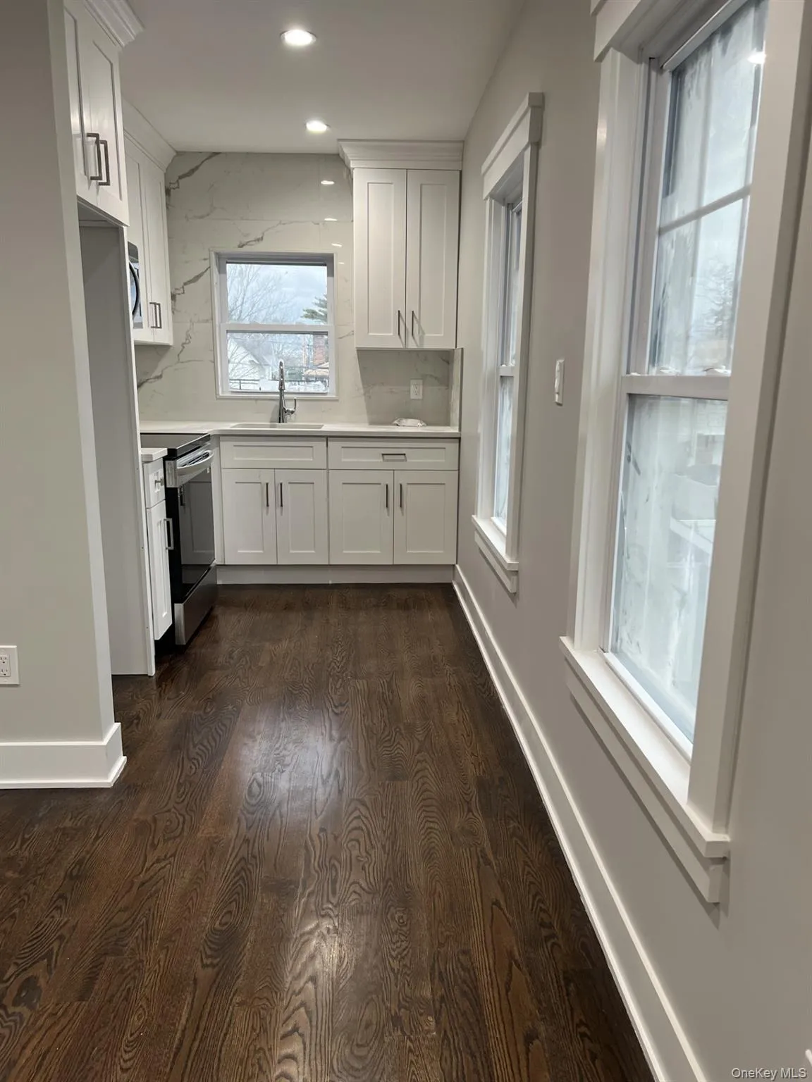 70 Peterson Place, Hempstead, NY, 1 Bedroom Bedrooms, 2 Rooms Rooms,1 BathroomBathrooms,Residential Lease,Idx,Peterson,0,942105 70 Peterson Place, Hempstead, NY, 1 Bedroom Bedrooms, 2 Rooms Rooms,1 BathroomBathrooms,Residential Lease,Idx,Peterson,0,942105