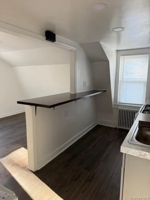 Kitchen Opens To Bright/Airy Living Room Kitchen Opens To Bright/Airy Living Room