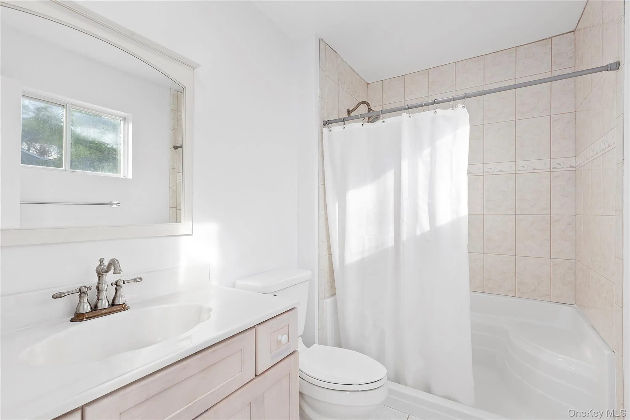 26 Wintergreen Way, Southampton, NY, 3 Bedrooms Bedrooms, 6 Rooms Rooms,2 BathroomsBathrooms,Residential Lease,Idx,Wintergreen,0,942140 26 Wintergreen Way, Southampton, NY, 3 Bedrooms Bedrooms, 6 Rooms Rooms,2 BathroomsBathrooms,Residential Lease,Idx,Wintergreen,0,942140