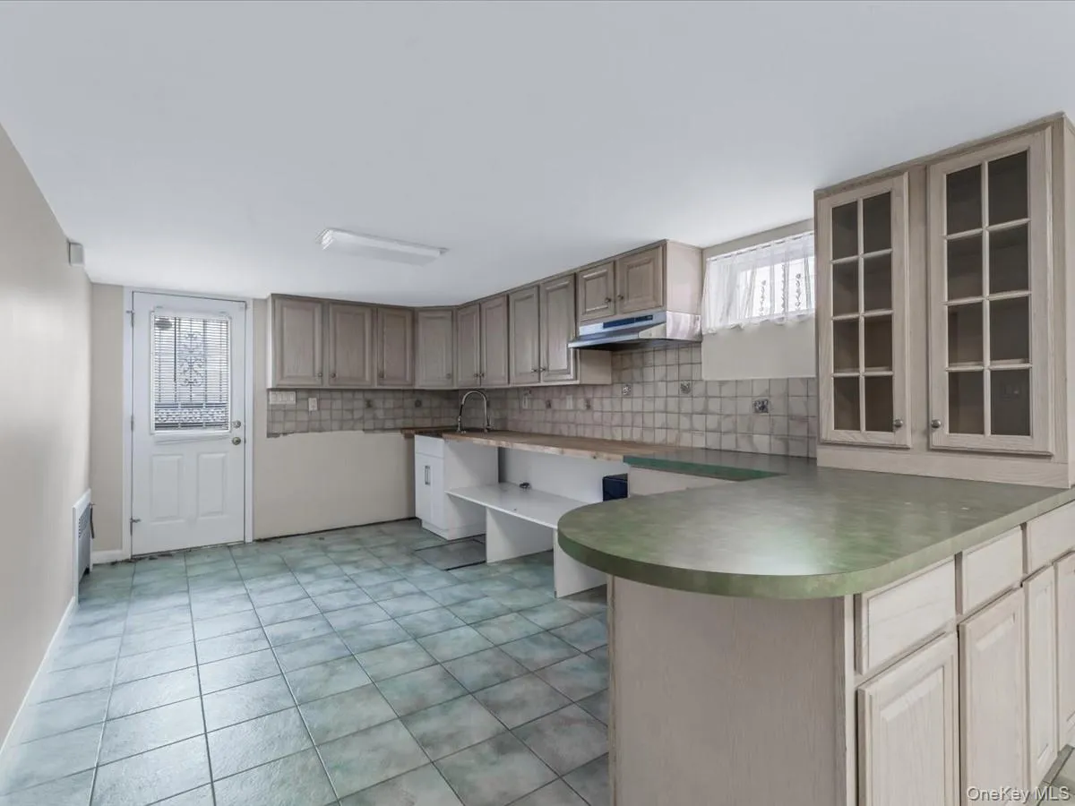 58-52 208th Street, New York, NY, 3 Bedrooms Bedrooms, 8 Rooms Rooms,2 BathroomsBathrooms,Residential Lease,Idx,208th,0,942161 58-52 208th Street, New York, NY, 3 Bedrooms Bedrooms, 8 Rooms Rooms,2 BathroomsBathrooms,Residential Lease,Idx,208th,0,942161