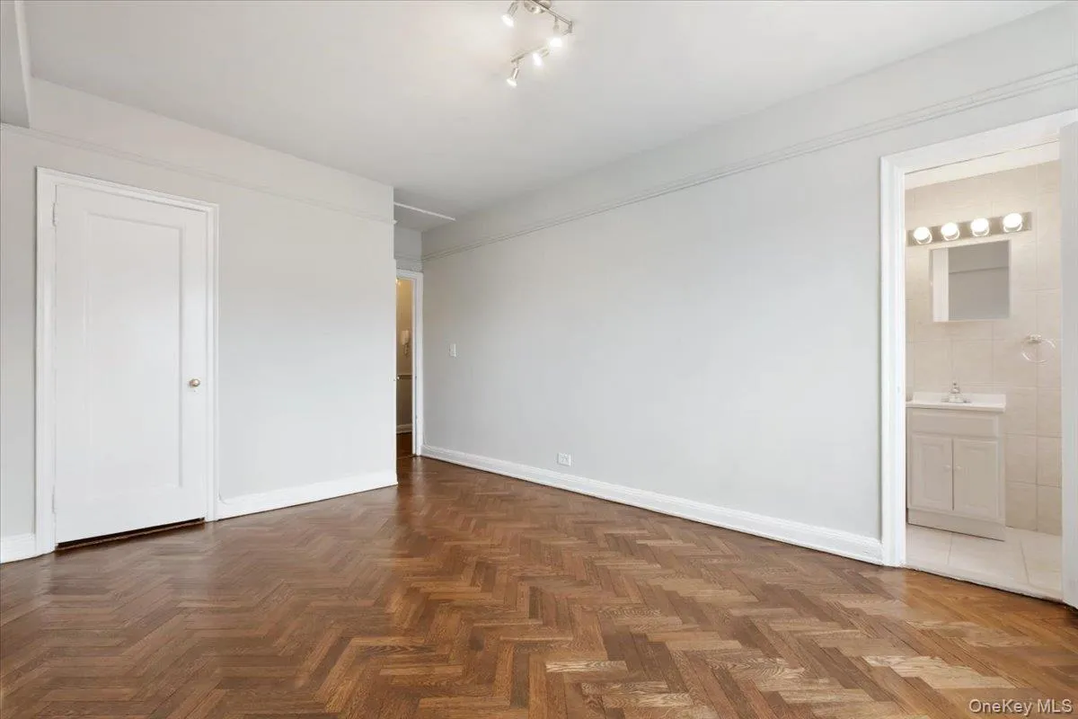 45 Popham Road, Scarsdale, NY, 2 Bedrooms Bedrooms, 4 Rooms Rooms,2 BathroomsBathrooms,Residential Lease,For Rent,Popham,0,942191 45 Popham Road, Scarsdale, NY, 2 Bedrooms Bedrooms, 4 Rooms Rooms,2 BathroomsBathrooms,Residential Lease,For Rent,Popham,0,942191