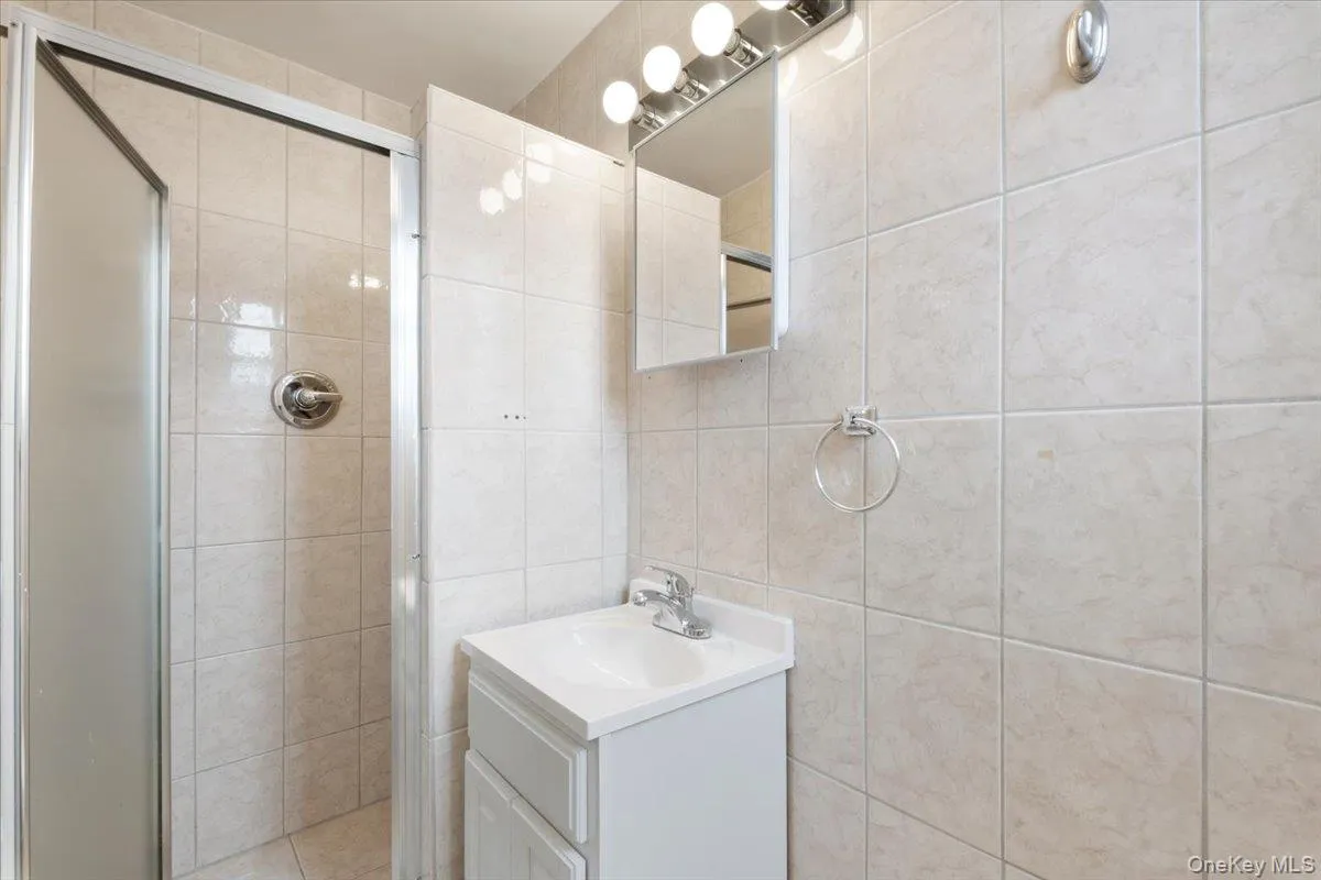 45 Popham Road, Scarsdale, NY, 2 Bedrooms Bedrooms, 4 Rooms Rooms,2 BathroomsBathrooms,Residential Lease,For Rent,Popham,0,942191 45 Popham Road, Scarsdale, NY, 2 Bedrooms Bedrooms, 4 Rooms Rooms,2 BathroomsBathrooms,Residential Lease,For Rent,Popham,0,942191