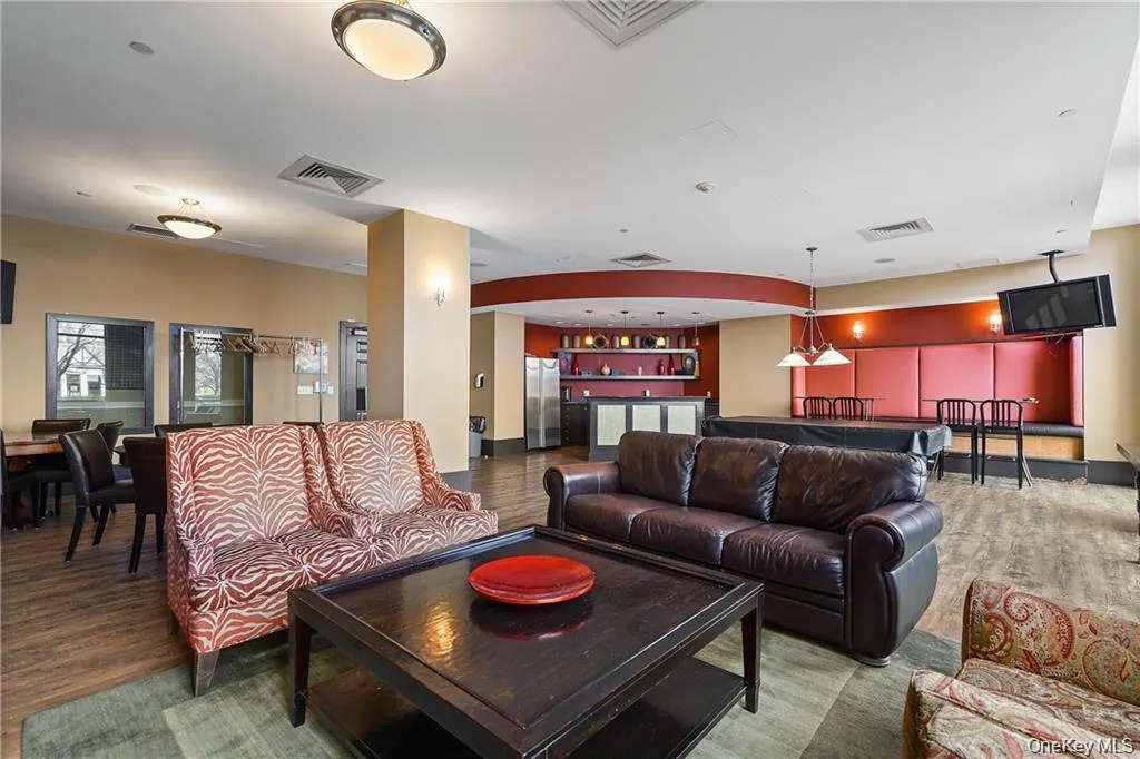 Alternate view of the social room Alternate view of the social room