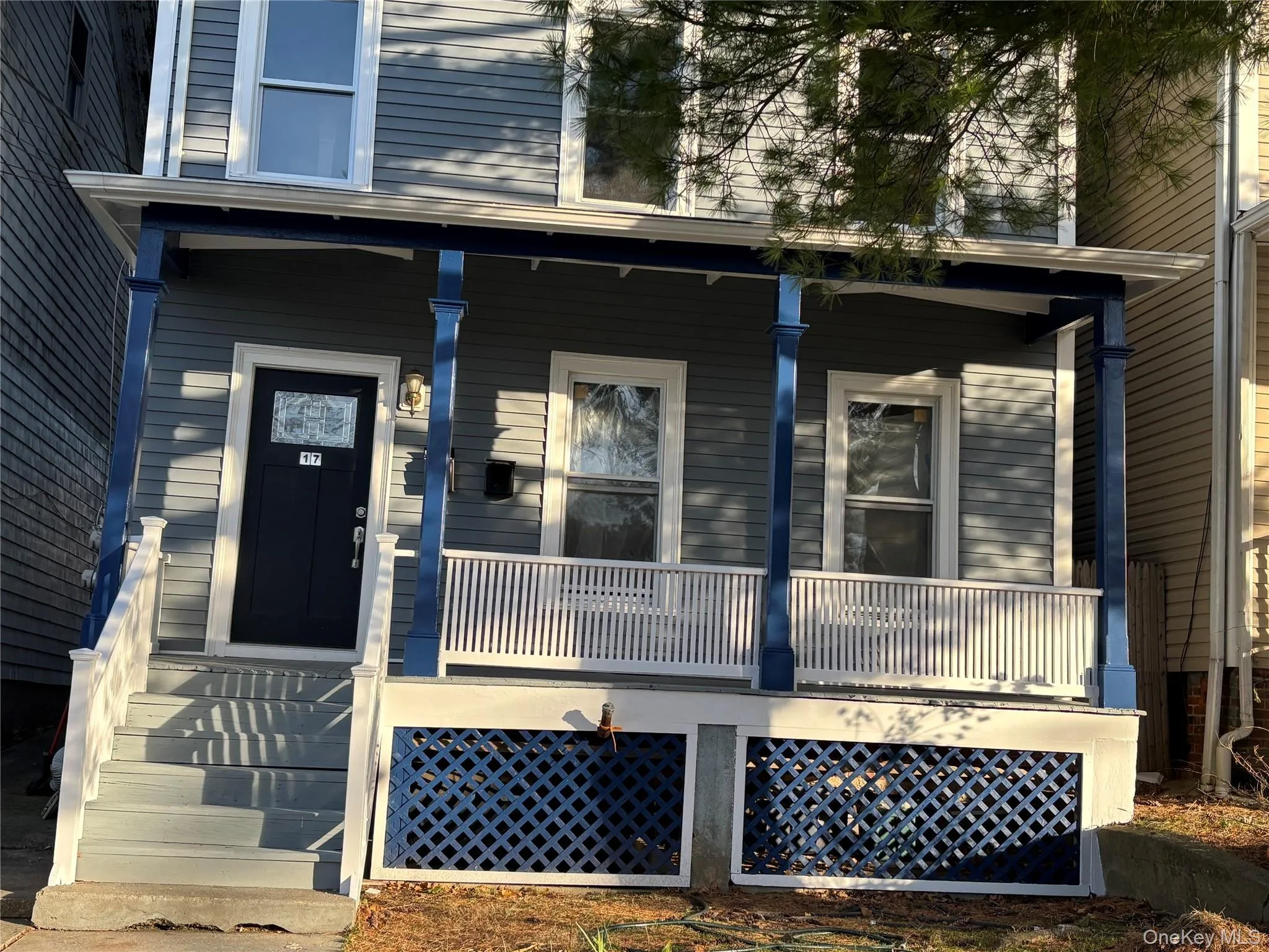 Doorway to property featuring attractive colonial ambiance Doorway to property featuring attractive colonial ambiance