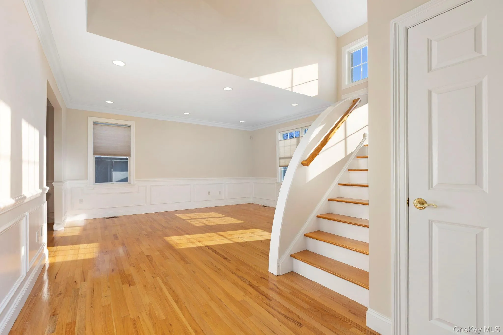 44 Hillwood Place, Yonkers, NY, 4 Bedrooms Bedrooms, 13 Rooms Rooms,4 BathroomsBathrooms,Residential Lease,Idx,Hillwood,0,942297 44 Hillwood Place, Yonkers, NY, 4 Bedrooms Bedrooms, 13 Rooms Rooms,4 BathroomsBathrooms,Residential Lease,Idx,Hillwood,0,942297