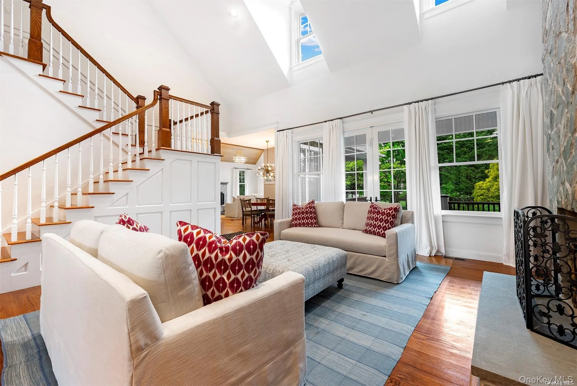 Living Area Living Area