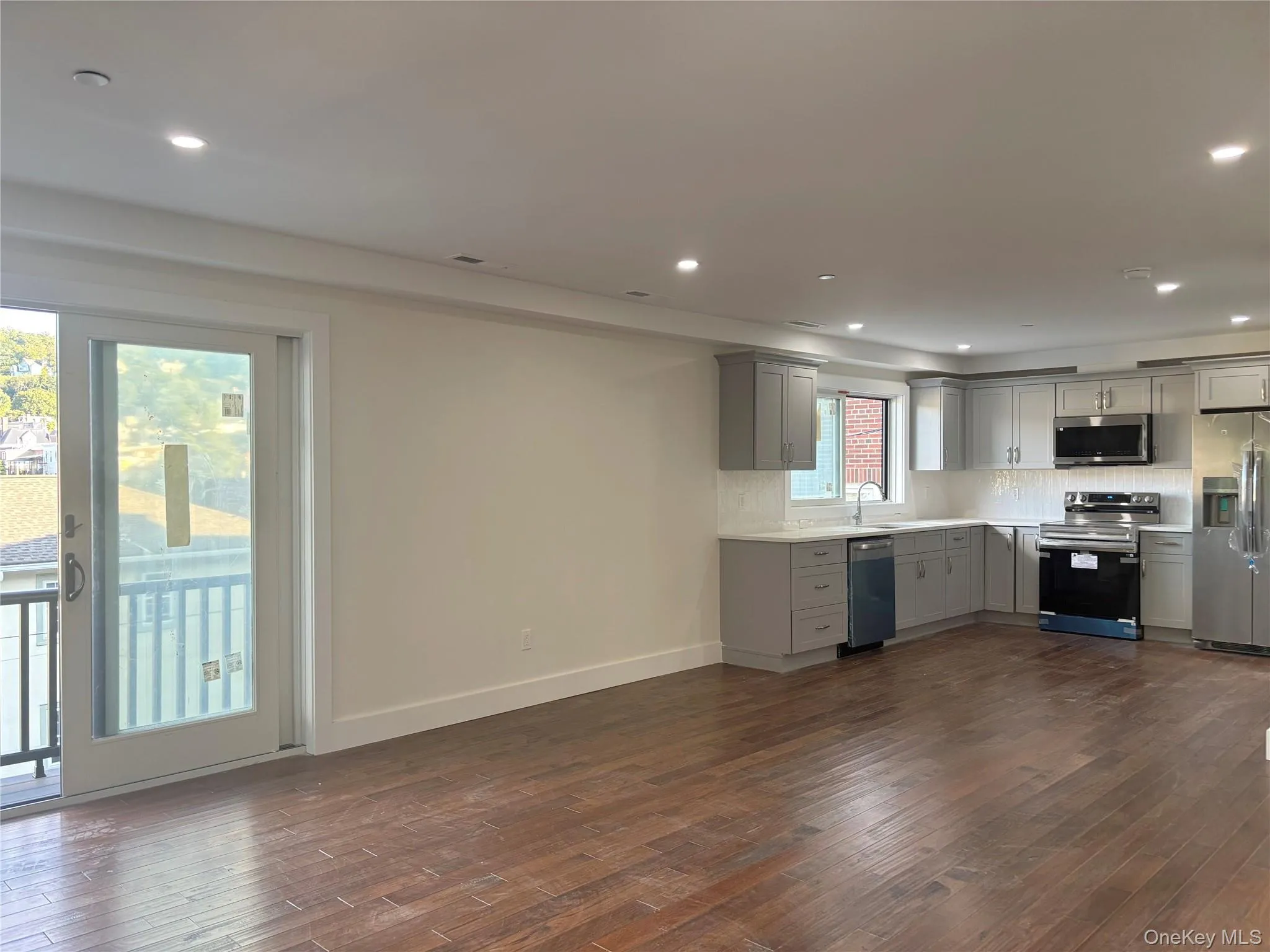 15 Baylis Court, Greenburgh, NY, 2 Bedrooms Bedrooms, 6 Rooms Rooms,1 BathroomBathrooms,Residential Lease,Idx,Baylis,0,942362 15 Baylis Court, Greenburgh, NY, 2 Bedrooms Bedrooms, 6 Rooms Rooms,1 BathroomBathrooms,Residential Lease,Idx,Baylis,0,942362