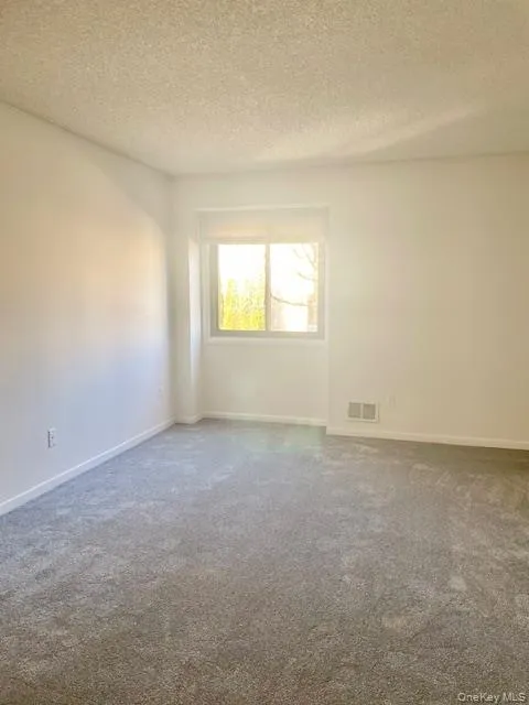 41 Vista Drive, Clarkstown, NY, 1 Bedroom Bedrooms, 5 Rooms Rooms,1 BathroomBathrooms,Residential Lease,Idx,Vista,0,942426 41 Vista Drive, Clarkstown, NY, 1 Bedroom Bedrooms, 5 Rooms Rooms,1 BathroomBathrooms,Residential Lease,Idx,Vista,0,942426