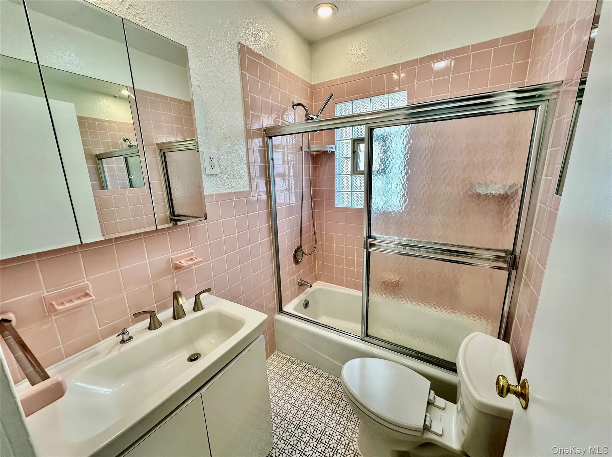 11-26 126th Street, New York, NY, 2 Bedrooms Bedrooms, 5 Rooms Rooms,1 BathroomBathrooms,Residential Lease,Idx,126th,0,942456 11-26 126th Street, New York, NY, 2 Bedrooms Bedrooms, 5 Rooms Rooms,1 BathroomBathrooms,Residential Lease,Idx,126th,0,942456