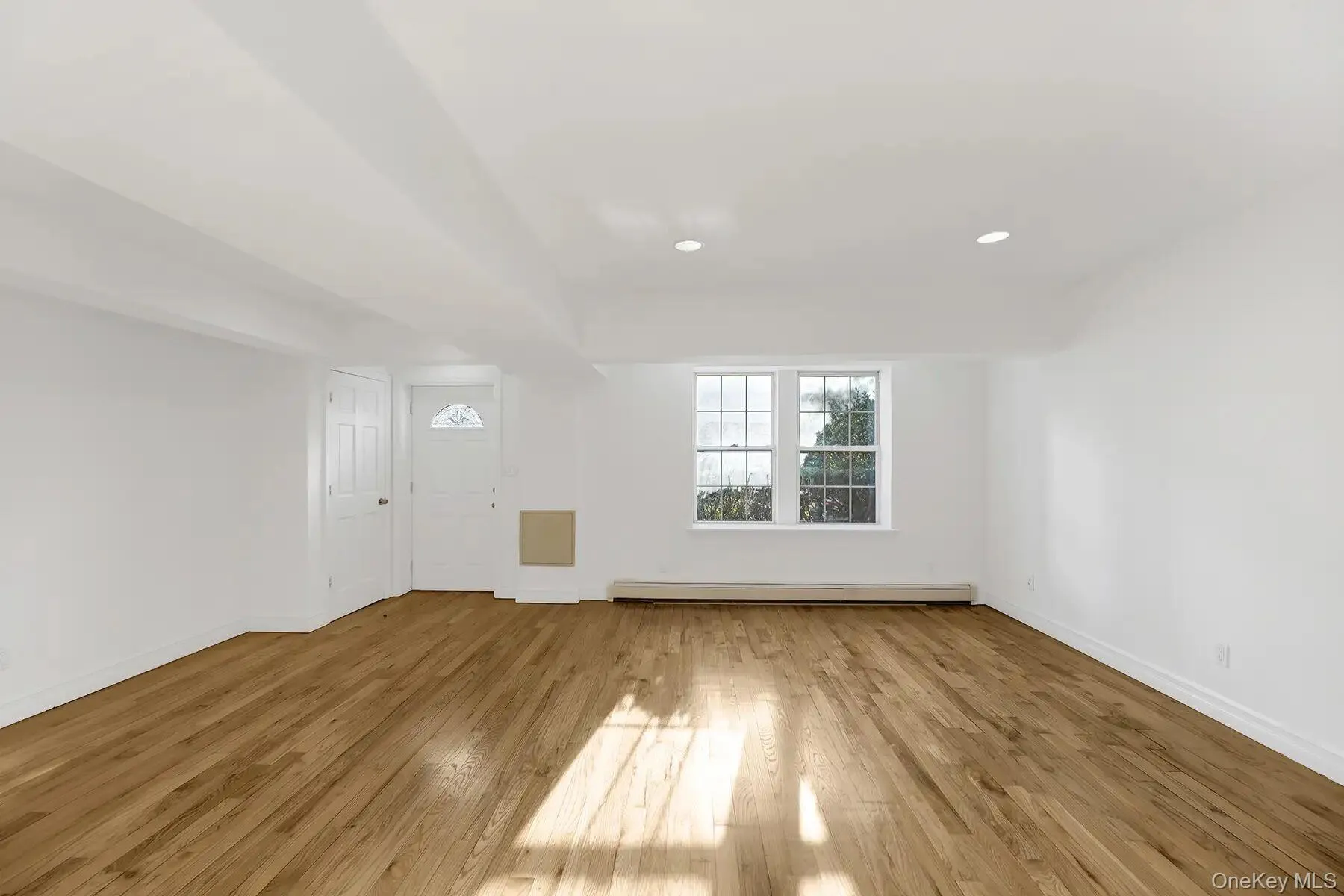 1 Ash place, North Hempstead, NY, 1 Bedroom Bedrooms, 4 Rooms Rooms,1 BathroomBathrooms,Residential Lease,Idx,Ash place,0,942475 1 Ash place, North Hempstead, NY, 1 Bedroom Bedrooms, 4 Rooms Rooms,1 BathroomBathrooms,Residential Lease,Idx,Ash place,0,942475