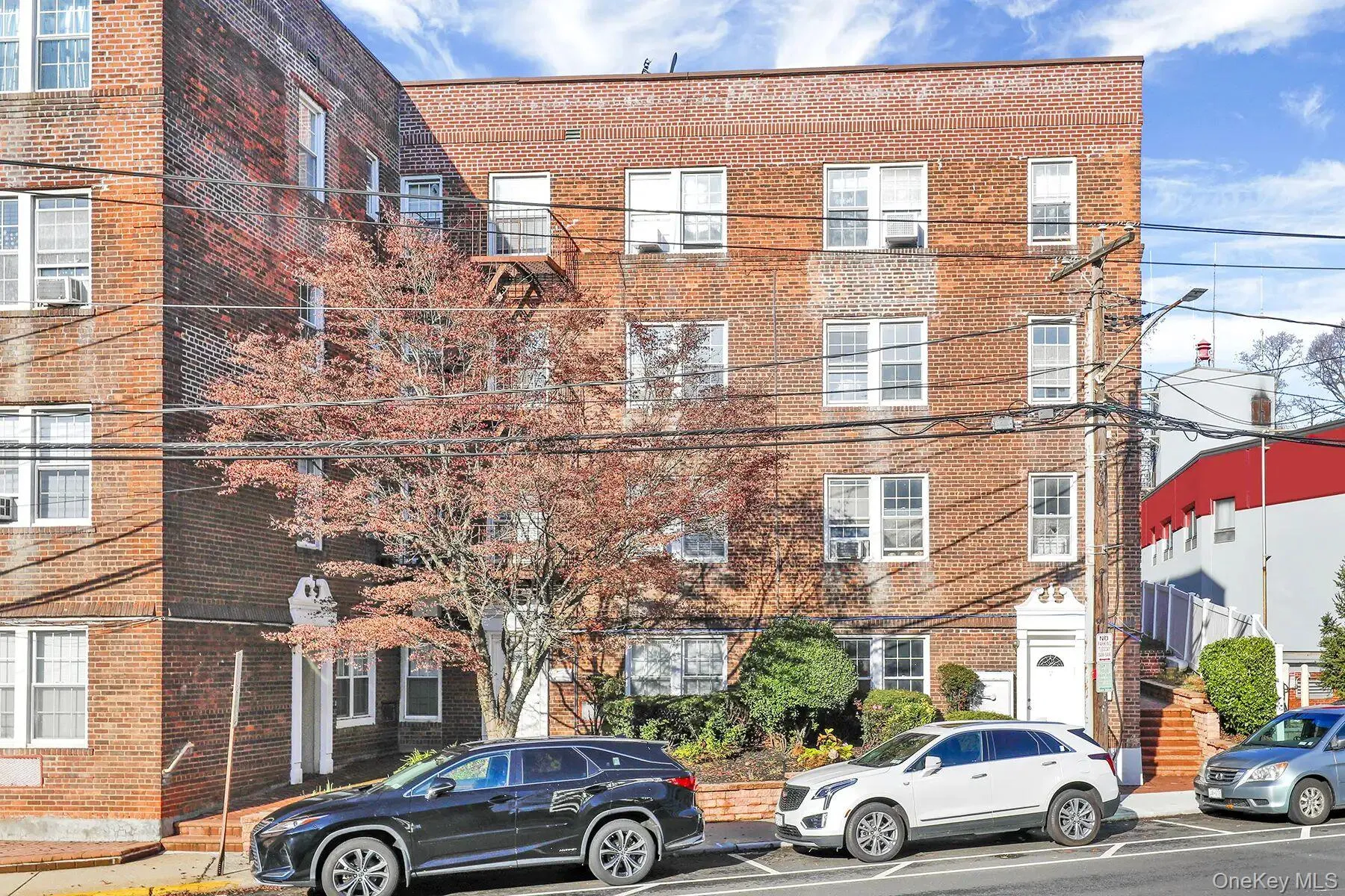 View of apartment building / complex View of apartment building / complex