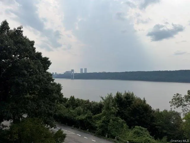 225 Bennett Avenue, New York, NY, 2 Rooms Rooms,1 BathroomBathrooms,Residential,For Rent,Bennett,0,942478 225 Bennett Avenue, New York, NY, 2 Rooms Rooms,1 BathroomBathrooms,Residential,For Rent,Bennett,0,942478
