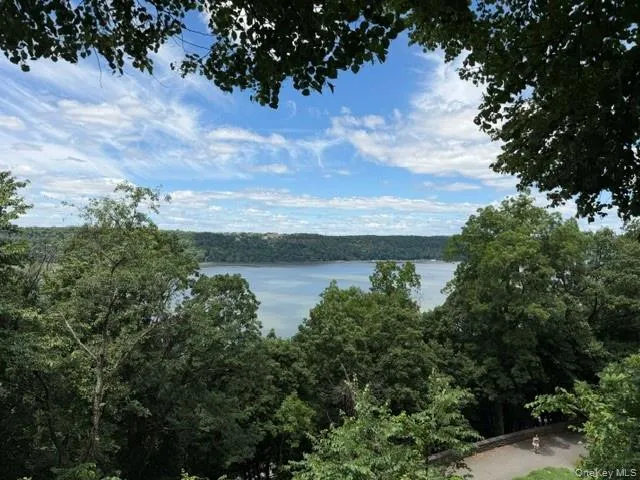 225 Bennett Avenue, New York, NY, 2 Rooms Rooms,1 BathroomBathrooms,Residential,For Rent,Bennett,0,942478 225 Bennett Avenue, New York, NY, 2 Rooms Rooms,1 BathroomBathrooms,Residential,For Rent,Bennett,0,942478