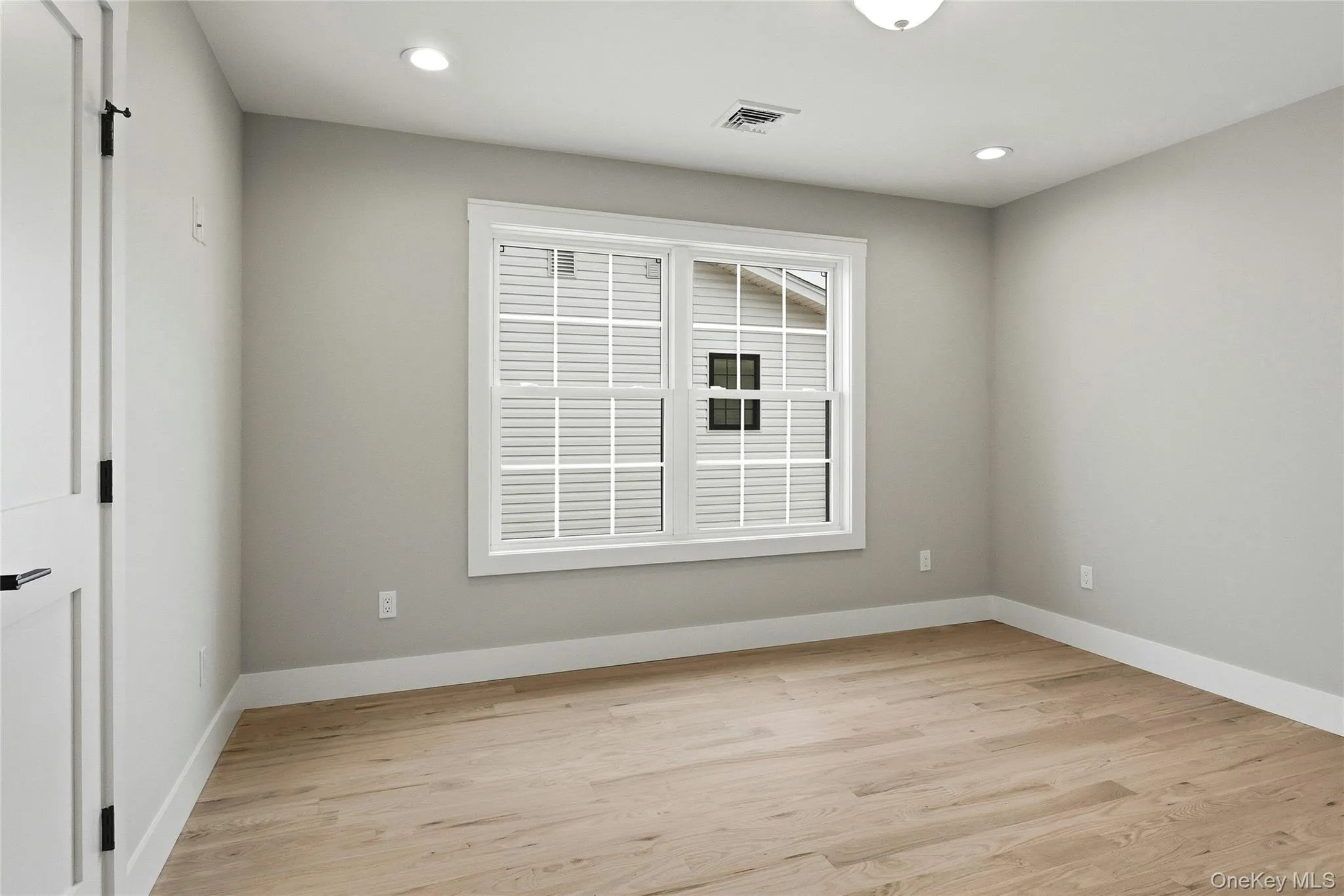 3380 Woodward Avenue, Hempstead, NY, 4 Bedrooms Bedrooms, 8 Rooms Rooms,2 BathroomsBathrooms,Residential,For Rent,Woodward,0,942496 3380 Woodward Avenue, Hempstead, NY, 4 Bedrooms Bedrooms, 8 Rooms Rooms,2 BathroomsBathrooms,Residential,For Rent,Woodward,0,942496