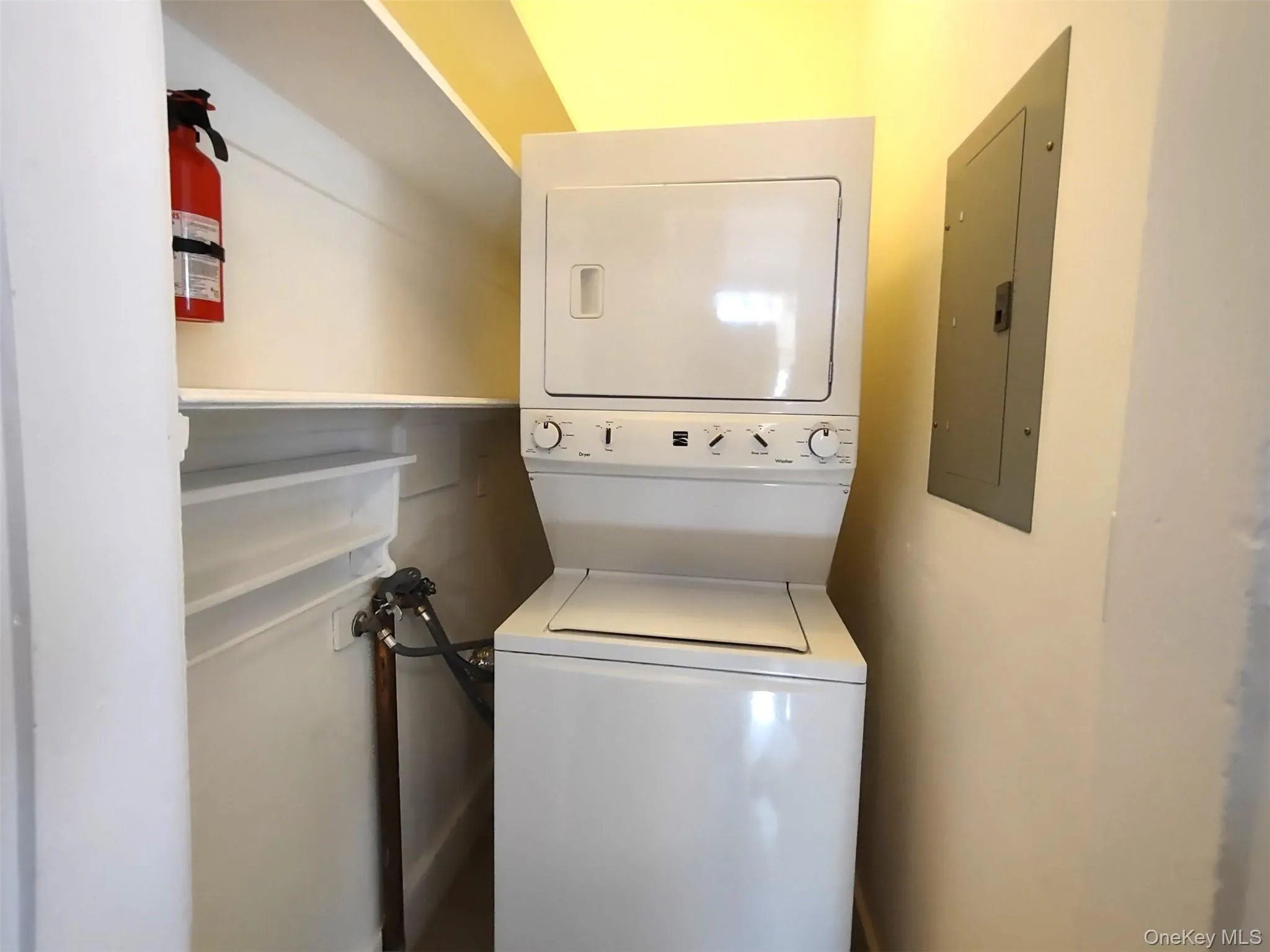 Washer/Dryer in Unit Washer/Dryer in Unit