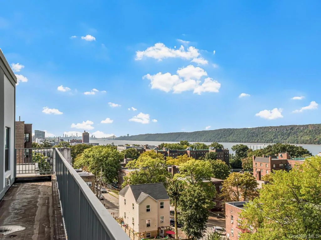 409 Warburton Avenue, Yonkers, NY, 2 Bedrooms Bedrooms, 1 Room Rooms,1 BathroomBathrooms,Residential Lease,Idx,Warburton,0,942681 409 Warburton Avenue, Yonkers, NY, 2 Bedrooms Bedrooms, 1 Room Rooms,1 BathroomBathrooms,Residential Lease,Idx,Warburton,0,942681