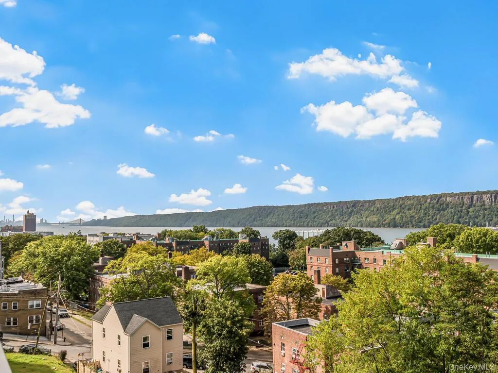 409 Warburton Avenue, Yonkers, NY, 2 Bedrooms Bedrooms, 1 Room Rooms,1 BathroomBathrooms,Residential Lease,Idx,Warburton,0,942681 409 Warburton Avenue, Yonkers, NY, 2 Bedrooms Bedrooms, 1 Room Rooms,1 BathroomBathrooms,Residential Lease,Idx,Warburton,0,942681