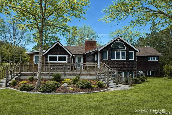 39 Cedar Drive, Southampton, New York 11968