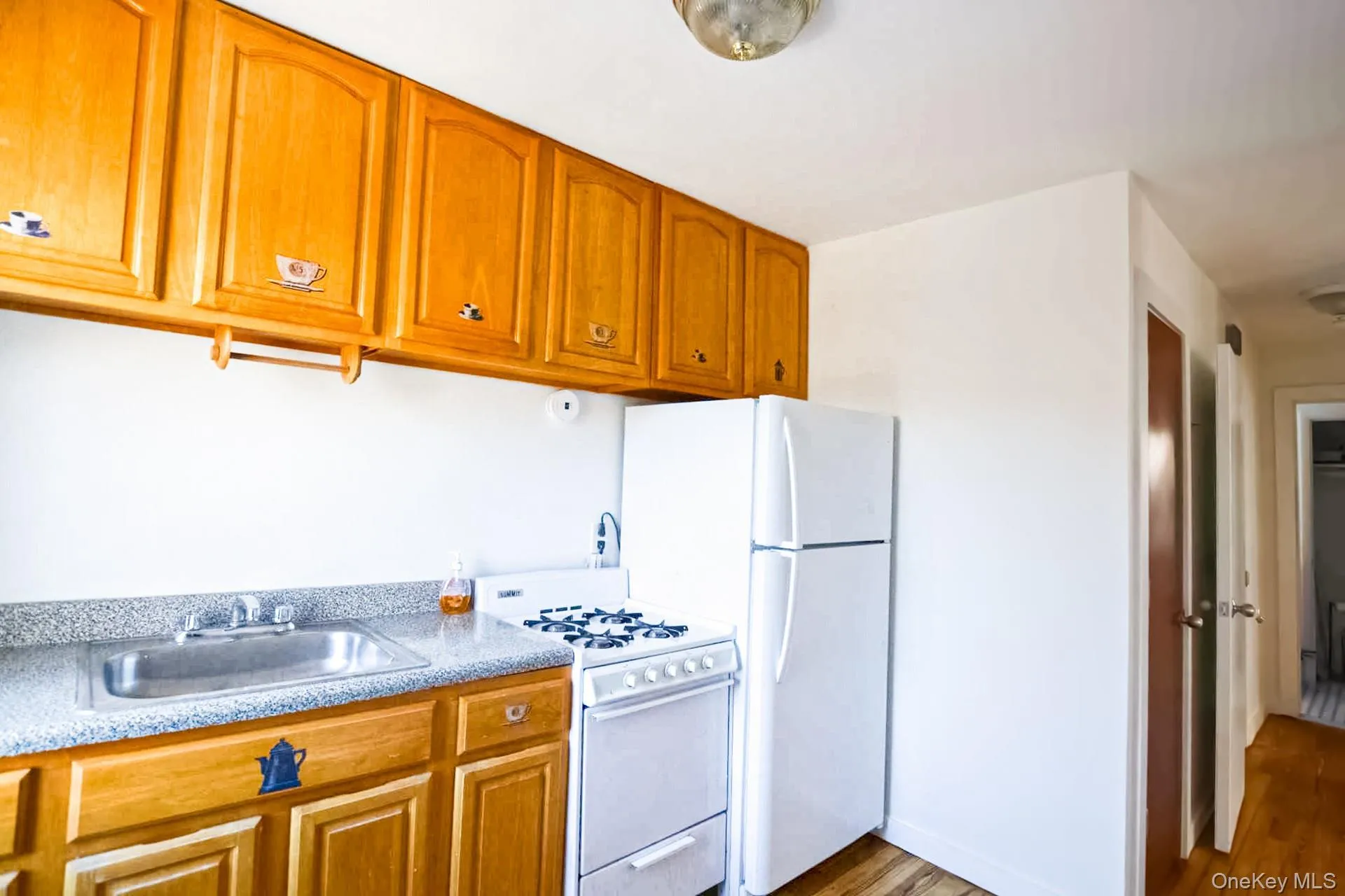 88-42 240 Street, New York, NY, 2 Bedrooms Bedrooms, 4 Rooms Rooms,1 BathroomBathrooms,Residential Lease,For Rent,240,0,942736 88-42 240 Street, New York, NY, 2 Bedrooms Bedrooms, 4 Rooms Rooms,1 BathroomBathrooms,Residential Lease,For Rent,240,0,942736